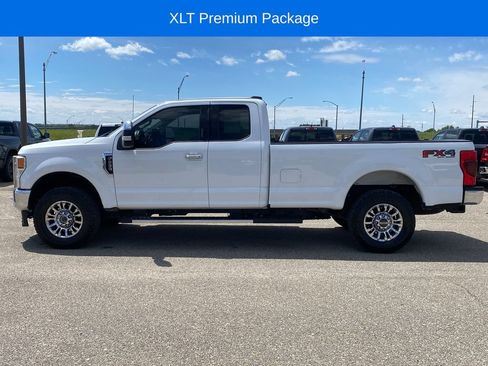 Used 2022 Ford F250 XLT w/ XLT Premium Package AWD/4WD image 3