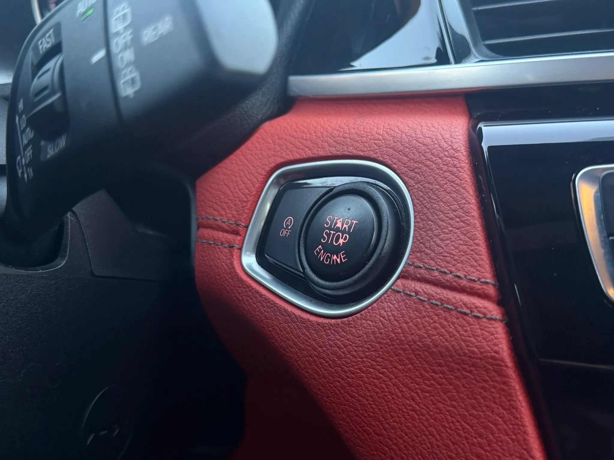 Used 2018 BMW X2 sDrive28i w/ Convenience Package FWD image 17