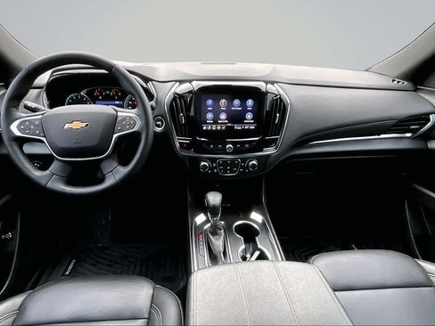 Used 2023 Chevrolet Traverse LT FWD image 10
