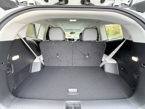 New 2026 Hyundai Ioniq 9 Limited image 30