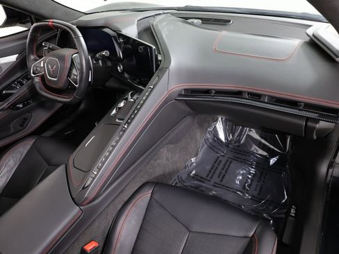 Used 2022 Chevrolet Corvette Stingray Premium Conv w/ Z51 Performance Package image 30