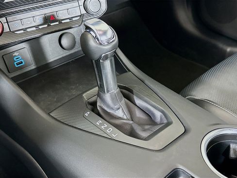 Used 2025 Ford Mustang Premium image 24