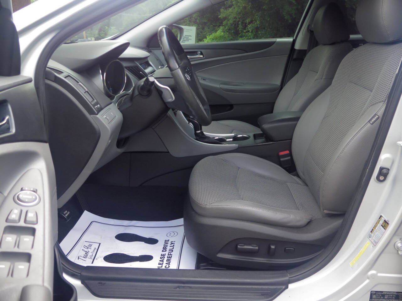 Used 2011 Hyundai Sonata SE FWD image 8