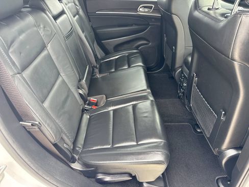 Used 2021 Jeep Grand Cherokee Limited AWD/4WD image 23