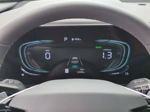 Certified 2025 Kia Niro EX FWD image 20