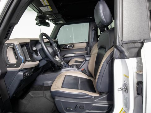 Used 2022 Ford Bronco Wildtrak AWD/4WD image 9