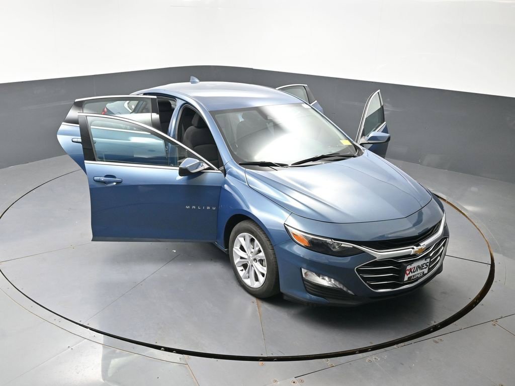 Used 2025 Chevrolet Malibu LT FWD image 60