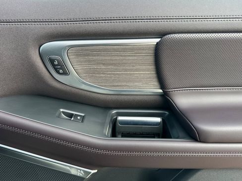 New 2025 Ford Expedition Platinum w/ Platinum Ultimate Package image 19