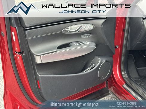 Used 2023 Genesis GV70 2.5T w/ Select Package AWD/4WD image 13