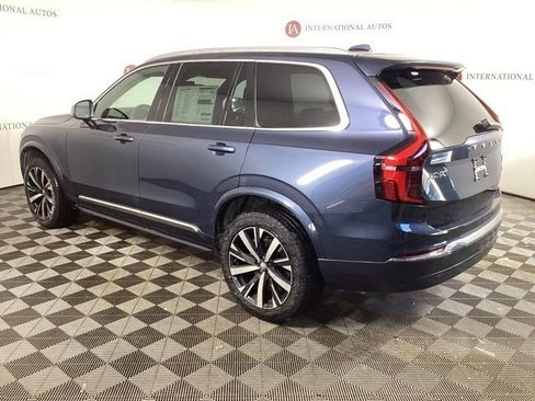New 2026 Volvo XC90 B5 Core w/ Protection Package Premier image 10
