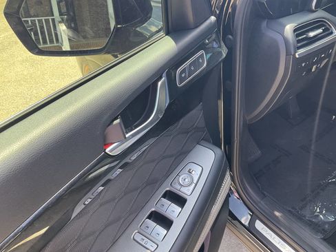 Used 2020 Hyundai Palisade Limited image 11