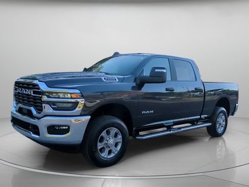 Used 2026 RAM 2500 Big Horn AWD/4WD image 13
