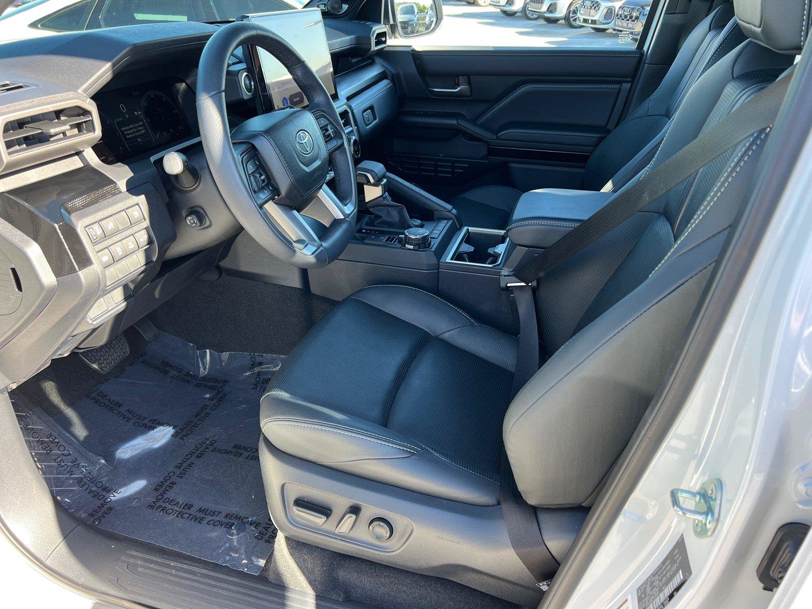 Used 2026 Toyota 4Runner Limited AWD/4WD image 9
