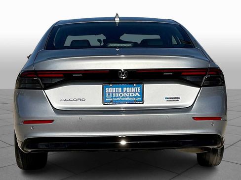 New 2025 Honda Accord Touring image 4