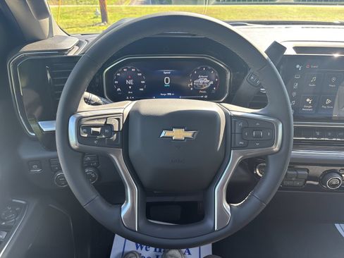New 2026 Chevrolet Silverado 2500 LT AWD/4WD image 14