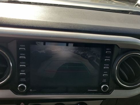 Used 2021 Toyota Tacoma SR5 image 33