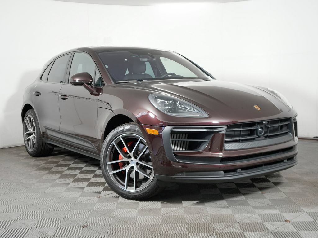 Certified 2026 Porsche Macan S AWD/4WD image 9