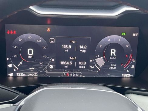 Used 2025 GMC Canyon AT4 w/ AT4X Package image 7