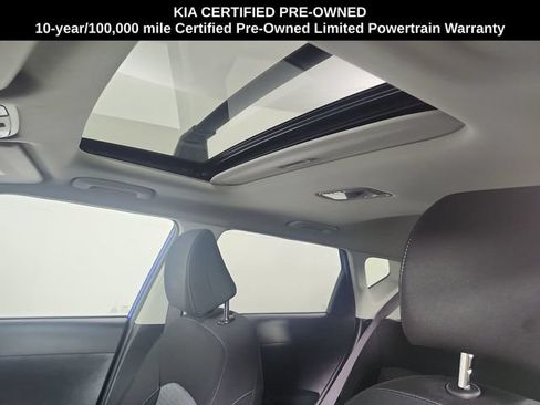Certified 2022 Kia Soul GT-Line FWD image 17