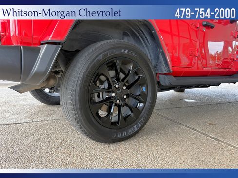 Used 2022 Jeep Wrangler Unlimited Sahara AWD/4WD image 41