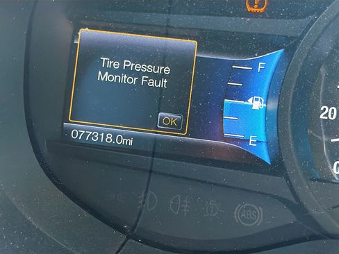 Used 2016 Ford Edge SEL w/ Equipment Group 201A image 38