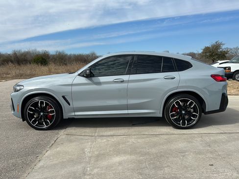 Certified 2025 BMW X4 M40i w/ Premium Package image 5
