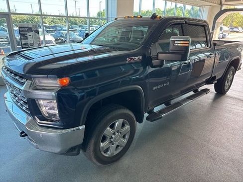 Used 2021 Chevrolet Silverado 3500 LTZ w/ LTZ Premium Package image 3