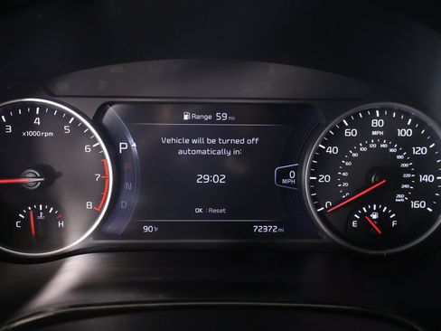 Used 2021 Kia Seltos SX w/ SX Sunroof Package AWD/4WD image 4