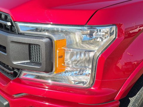 Used 2020 Ford F150 XLT w/ Equipment Group 302A Luxury AWD/4WD image 9