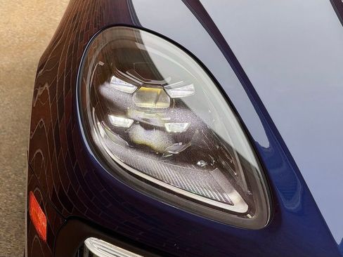 Used 2022 Porsche Macan GTS image 12