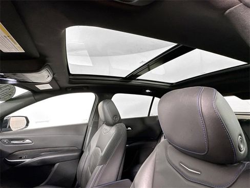 Used 2024 Cadillac XT4 Sport image 20