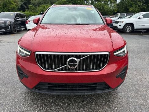 Used 2024 Volvo XC40 B5 Plus AWD/4WD image 5