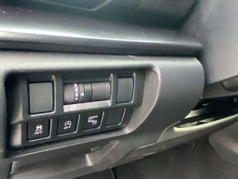 Certified 2021 Subaru Crosstrek 2.5i Sport w/ Moonroof Package image 17