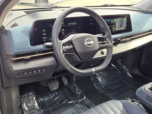Used 2023 Nissan Ariya image 23