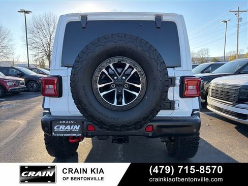 Used 2024 Jeep Wrangler Unlimited Rubicon image 7