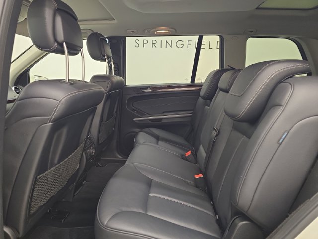 Used 2011 Mercedes-Benz GL 450 4MATIC image 18