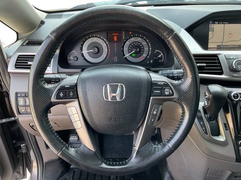 Used 2016 Honda Odyssey Touring Elite image 17