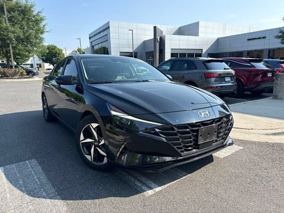 Used 2022 Hyundai Elantra Limited w/ Cargo Package