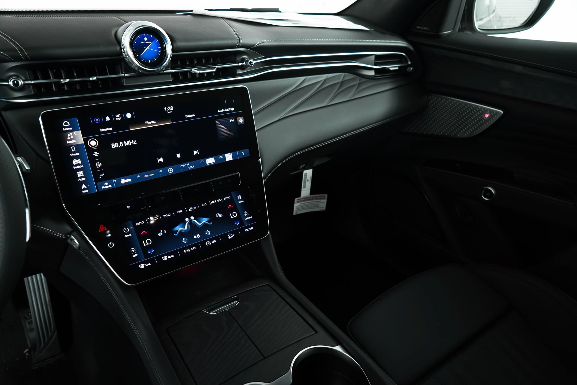 Used 2025 Maserati Grecale GT AWD/4WD image 31