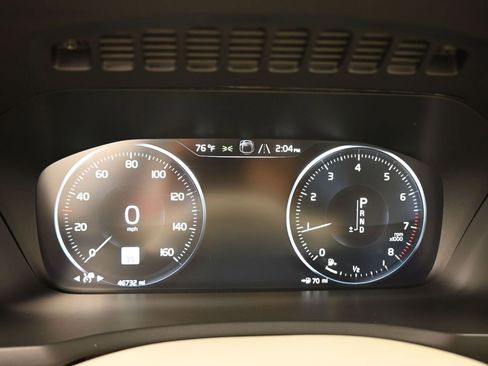 Used 2020 Volvo XC90 T5 Momentum w/ Protection Package image 28