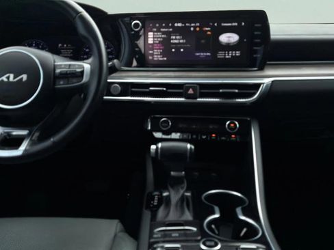 Used 2023 Kia K5 EX image 15