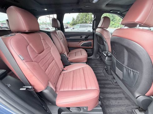 Used 2024 Kia Telluride SX Prestige AWD/4WD image 29