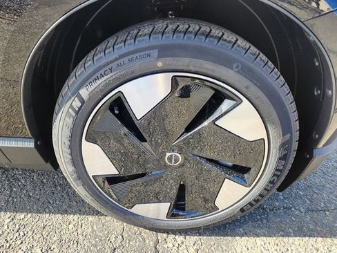 New 2026 Volvo EX30 Plus w/ Climate Package AWD/4WD image 18