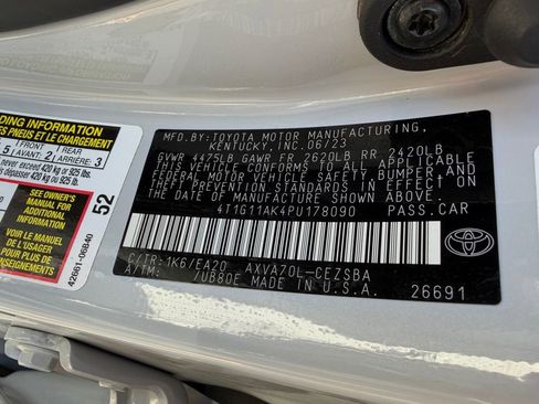 Used 2023 Toyota Camry SE w/ Cold Weather Package FWD image 37