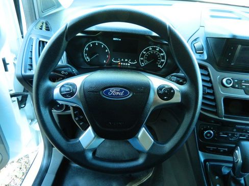 Used 2021 Ford Transit Connect XL image 19