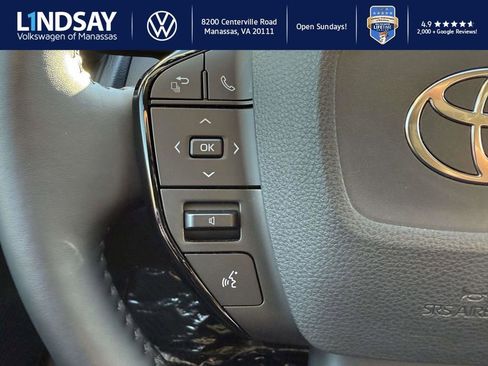 Used 2024 Toyota Prius XLE image 21