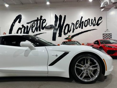 Used 2016 Chevrolet Corvette Stingray Coupe w/ 2LT Preferred Equipment Group image 5