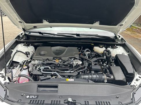 Used 2025 Toyota Camry LE AWD/4WD image 29