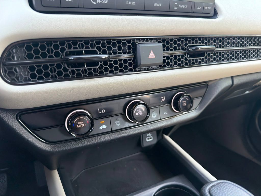 Certified 2024 Honda HR-V LX image 29