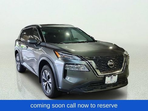 Used 2021 Nissan Rogue SV w/ Premium Package FWD image 1